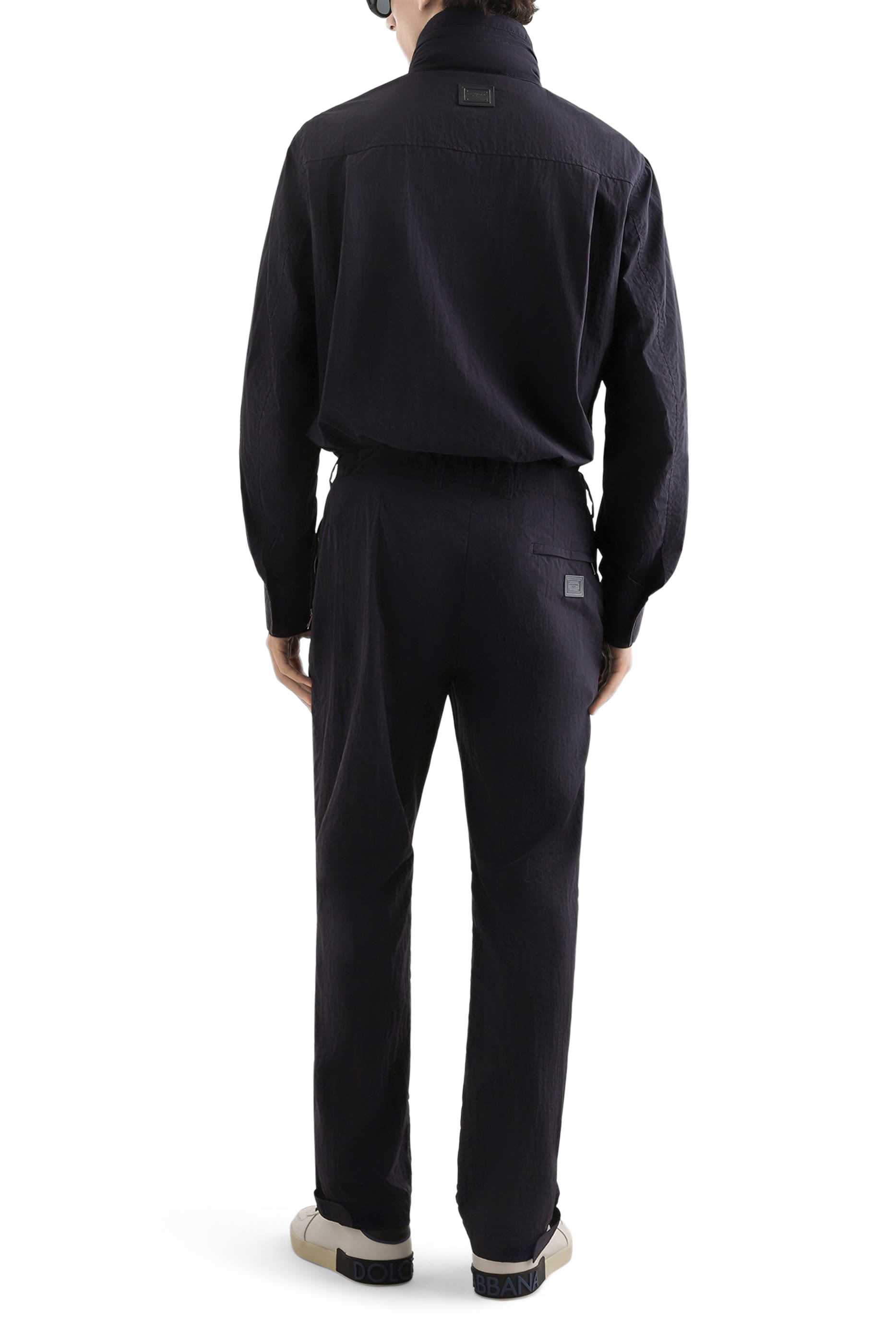 تيشيرت بشعار الماركة قماش بيكيه معالج