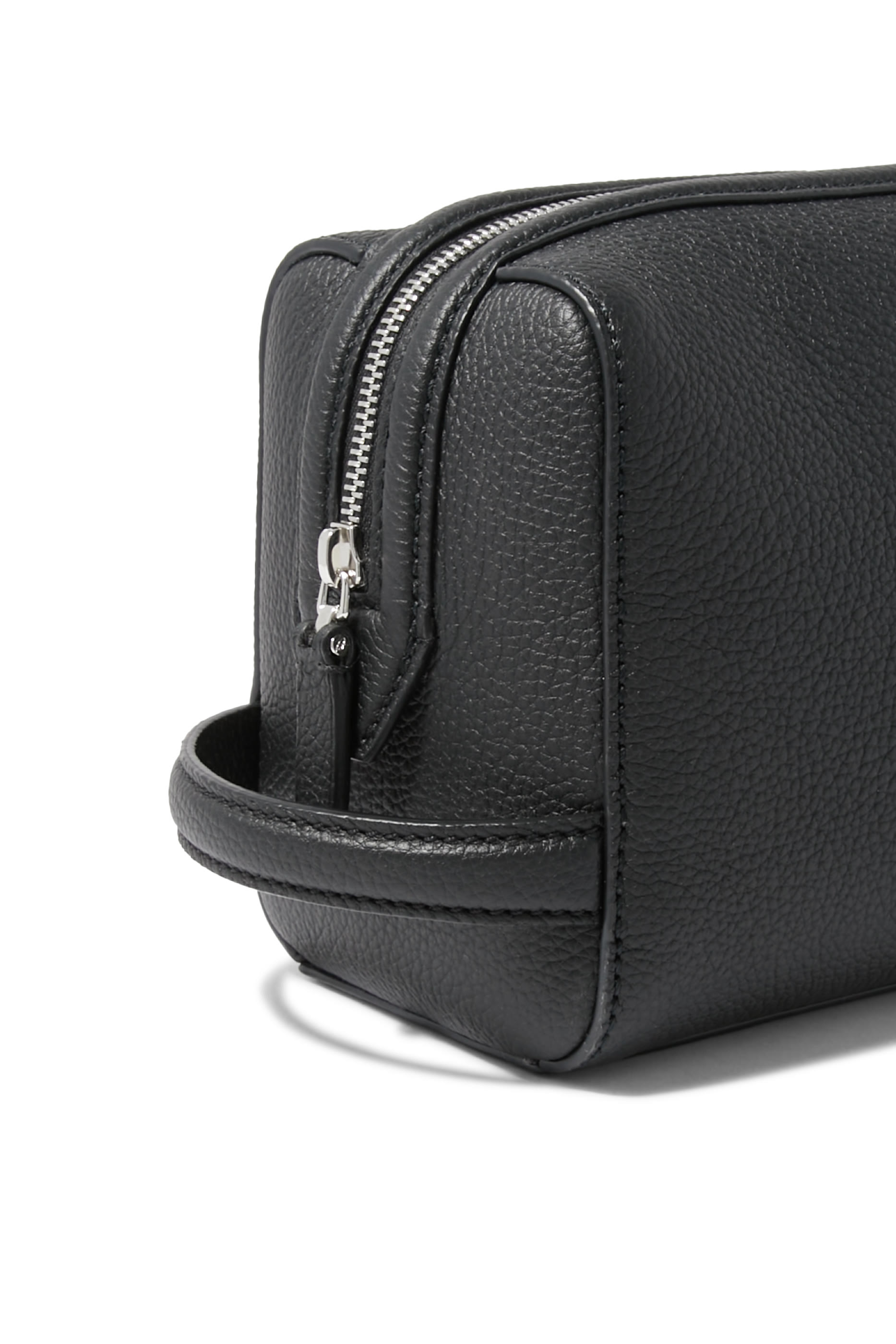 حقيبة مستلزمات عناية ذاتية جلد